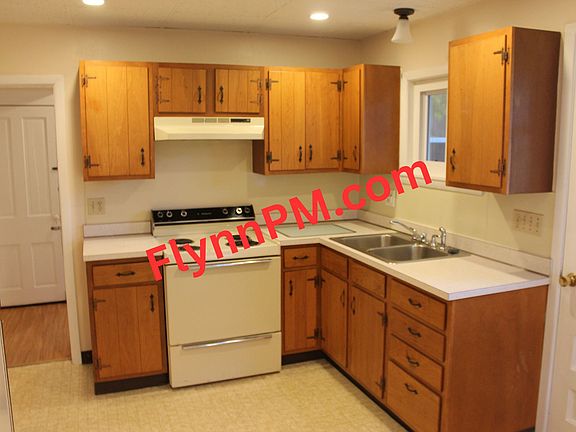 2nd image of 116 College Ave