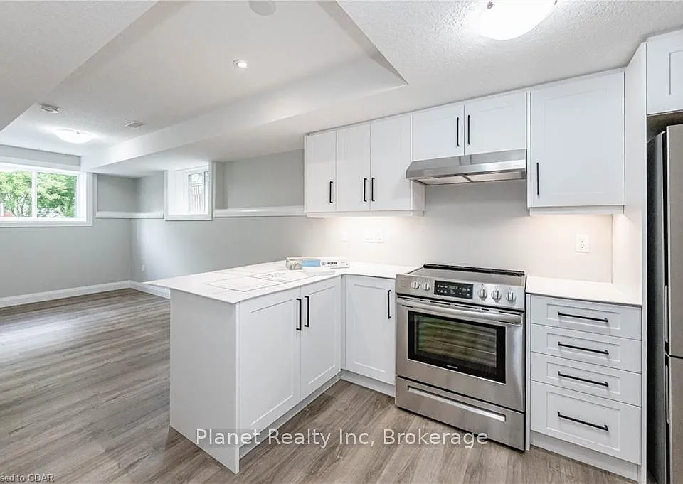 330 Exhibition St #2