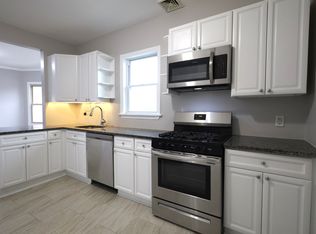 308 Millburn Ave #2, Lyndhurst, NJ 07071