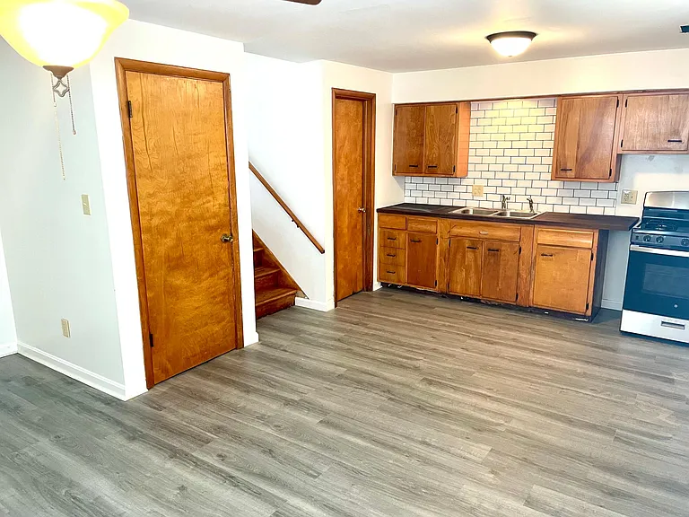 5021 Scioto Darby Rd — Photo 4