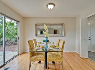 22414 Riverside Dr, Cupertino, CA 95014