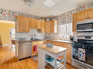 4061 Washington St #1, Roslindale, MA 02131