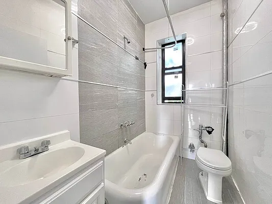 Rented by Doorway NYC, LLC | media 3