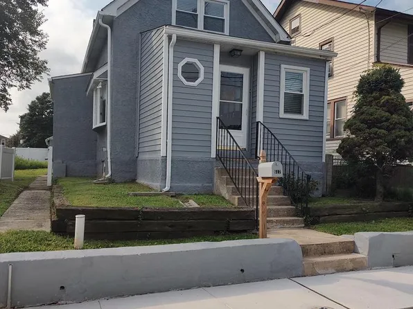 517 Johnson Ave, Upper Chichester, PA 19061