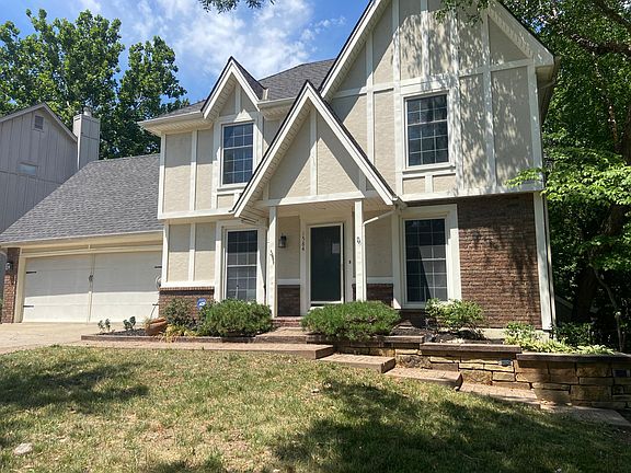 2nd image of 1584 Ridgeway Dr