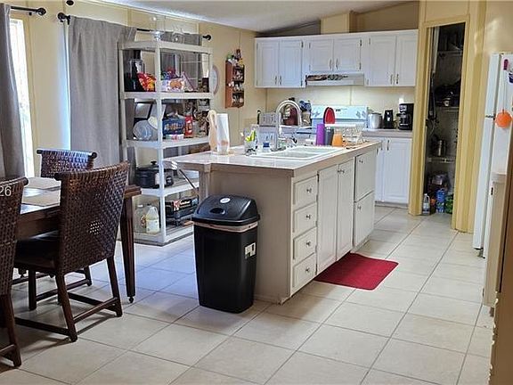 4th image of 1627 Sunset Trl