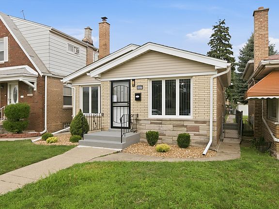 3rd image of 8437 S King Dr