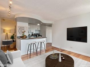122 N Dearborn St #1603, Chicago, IL 60602