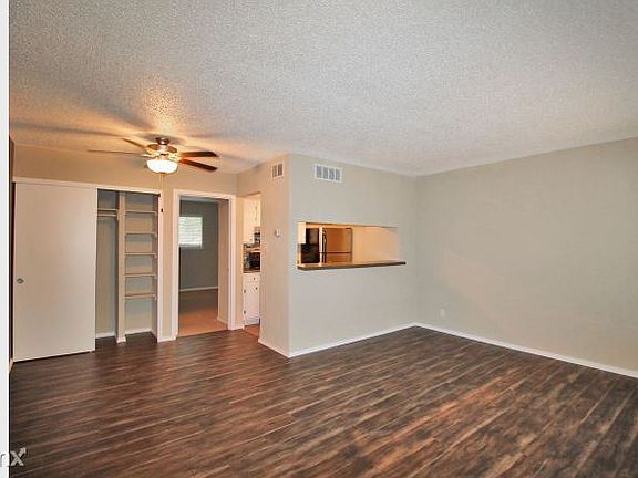 08_14894224210571857078404418000A020