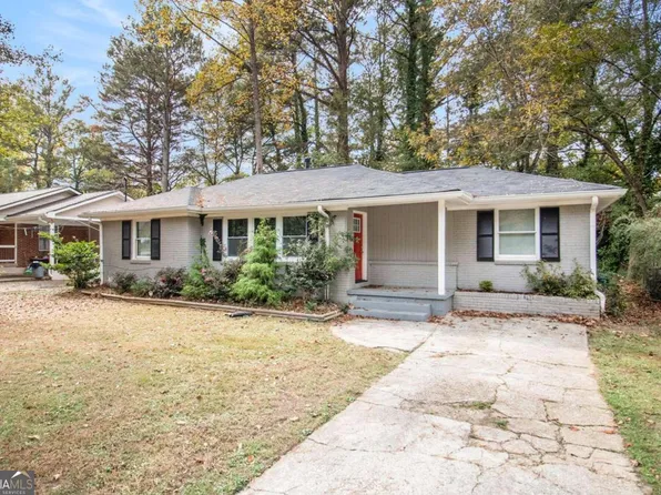 2435 Wood Valley Dr, East Pt, GA 30344