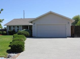 2420 Mark Ave, Richland, WA 99352