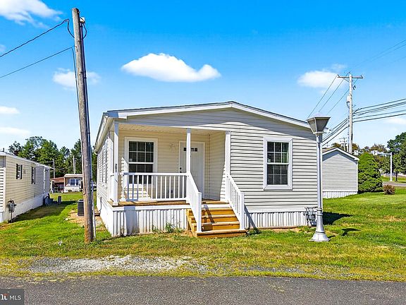 2nd image of 201 Bordic Rd