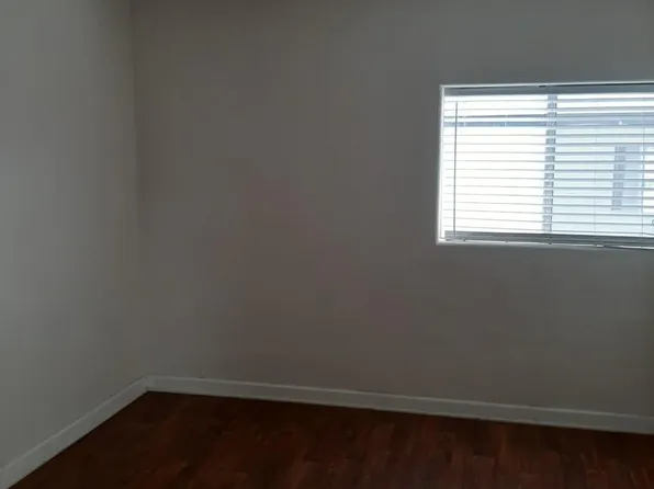 550 60th St, San Diego, CA 92114
