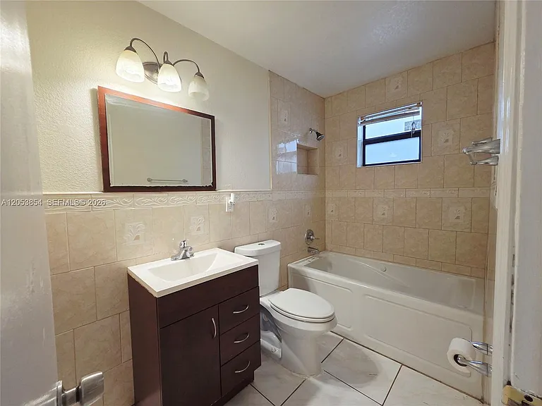 4004 SW 20th St — Photo 20
