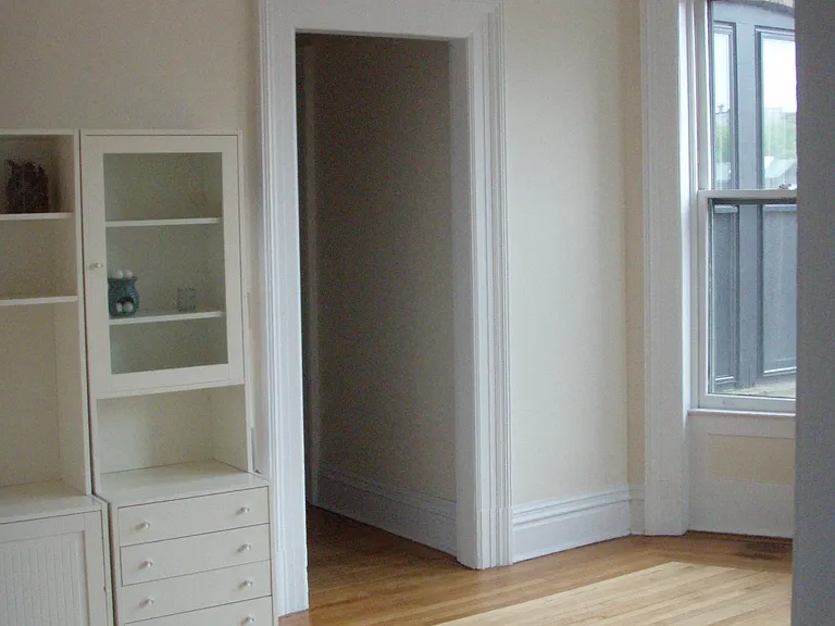 132 3rd St #2 — Photo 11