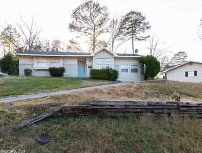 27 W Windsor Dr, Little Rock, AR, 72209