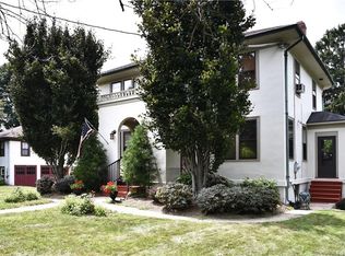 25 Church St, Groton, CT 06340