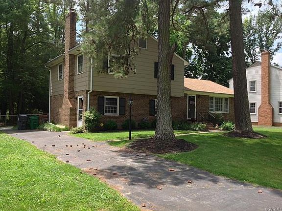3rd image of 8411 Chadwell Dr