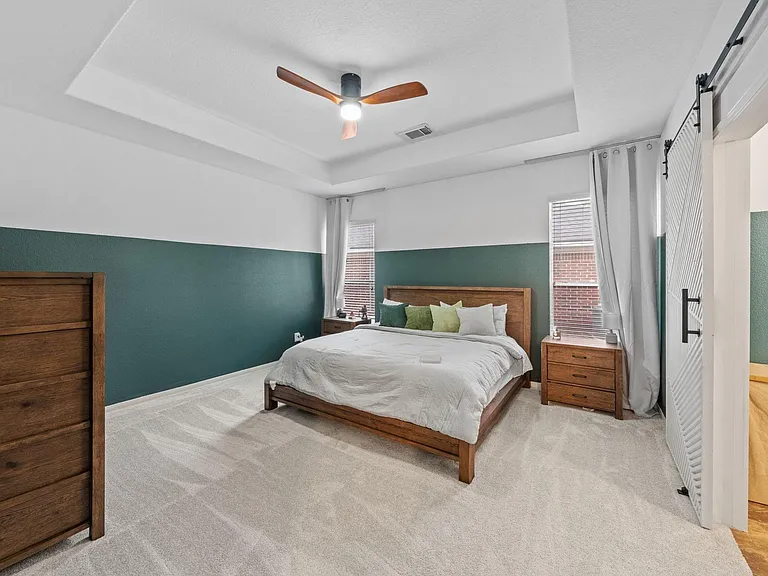 18210 Juniper Creek Ln — Photo 17