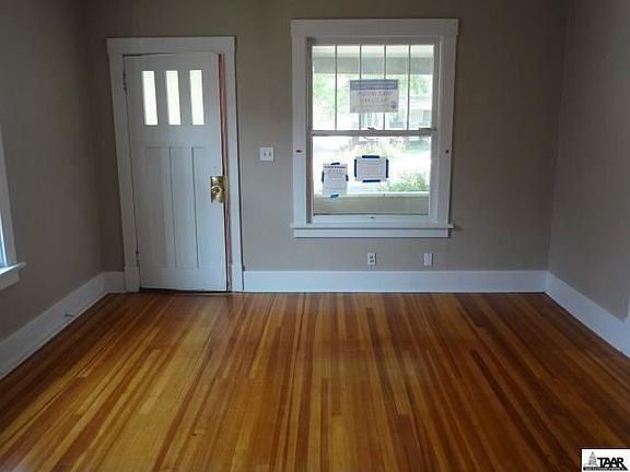 2nd image of 807 Highland Ave