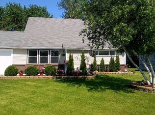 57 Monica Rd, Grand Island, NY 14072