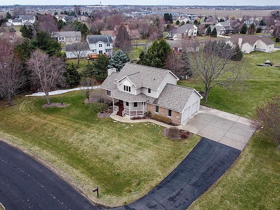4th image of 2832 Brooks Ridge Dr