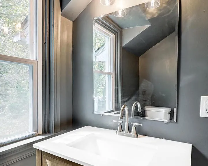 242 Shadeland Ave — Photo 12