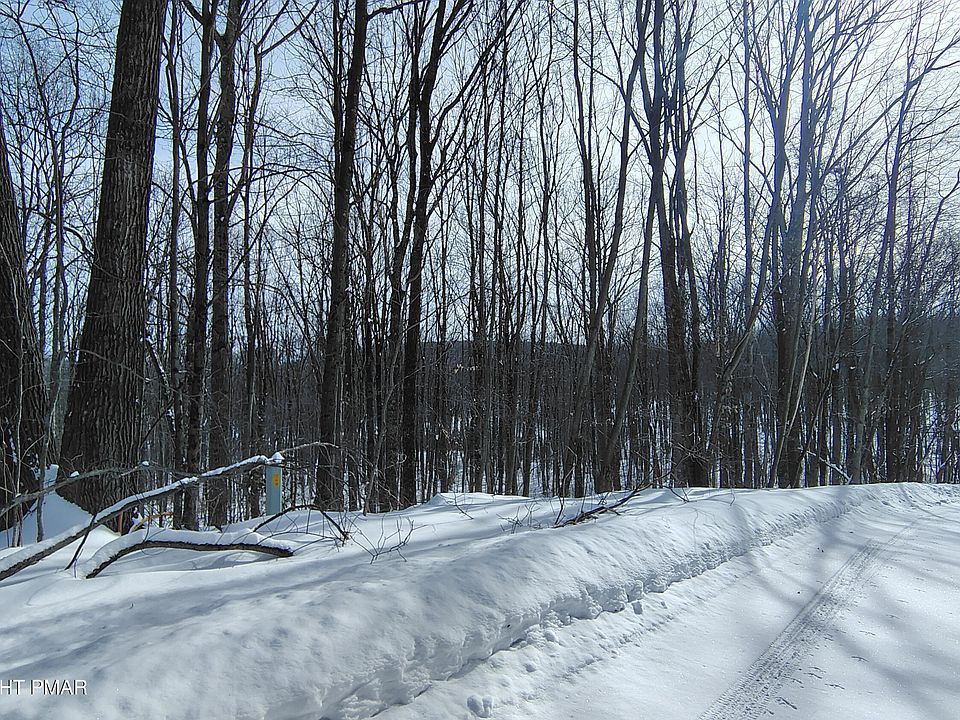 1st image of 73 Oak Ln