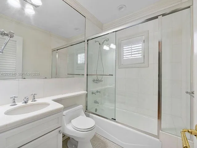 1037 Alfonso Ave — Photo 9