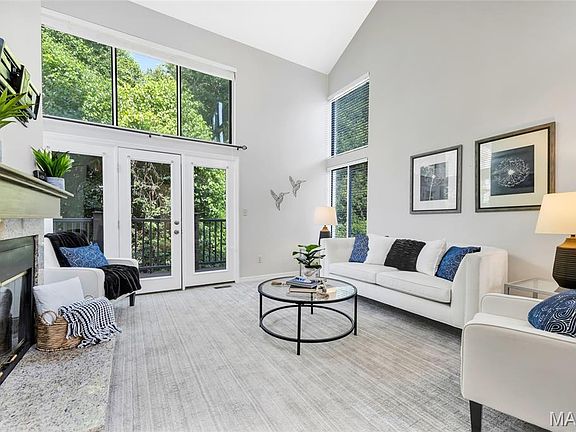 5th image of 665 Highview Circle Dr
