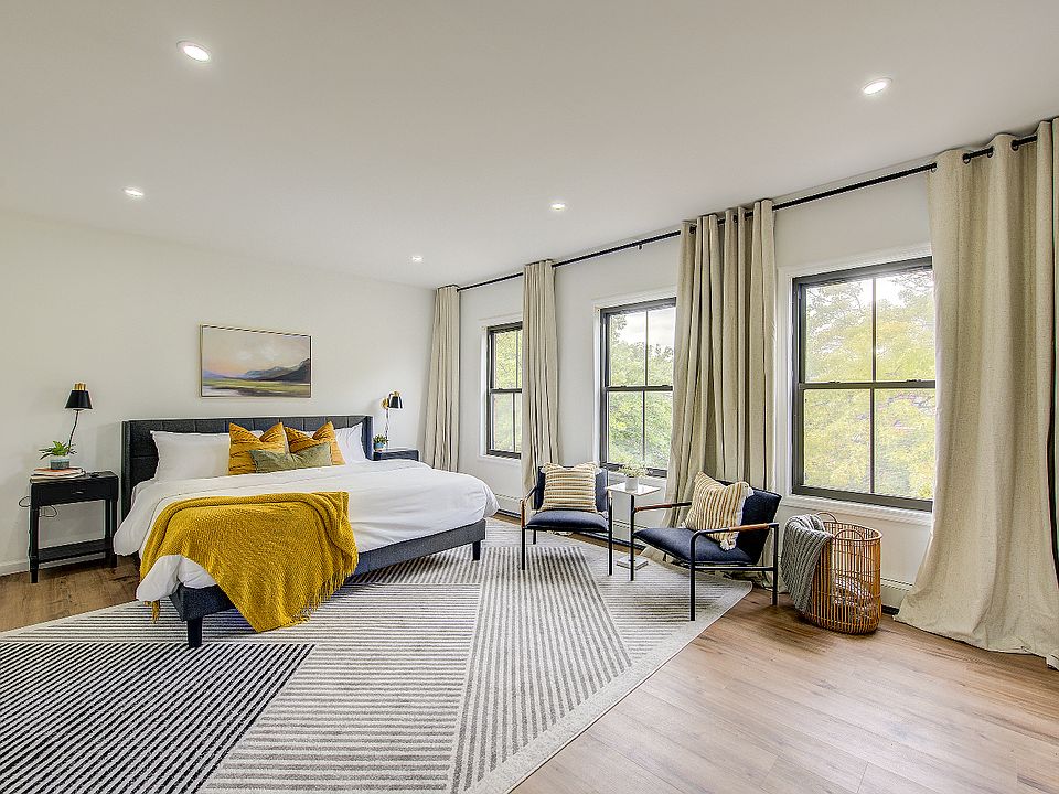 1st image of 126 Macdougal St #2