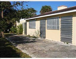 2nd image of 200 Sandal Ln