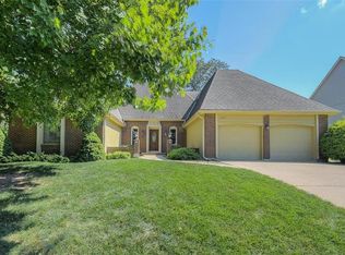 8417 Richards Rd, Lenexa, KS 66215