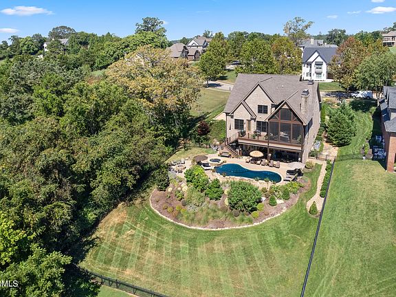 3rd image of 539 Lone Willow Dr