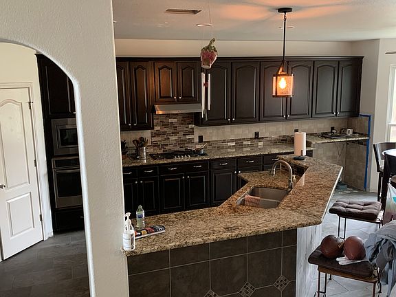 4th image of 1412 Windcrest Dr