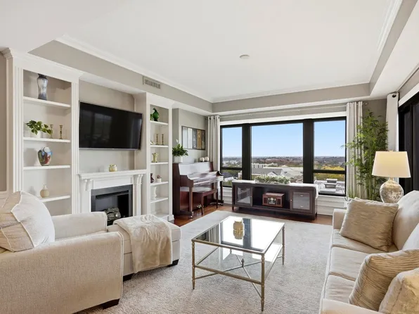 121 N Monroe St APT 1107, Tallahassee, FL 32301