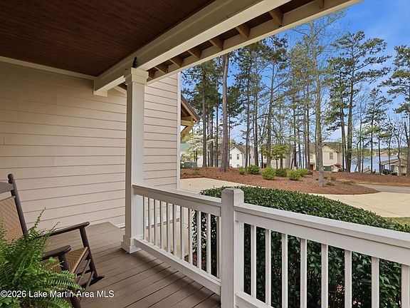 4th image of 226 Sunset Point Dr