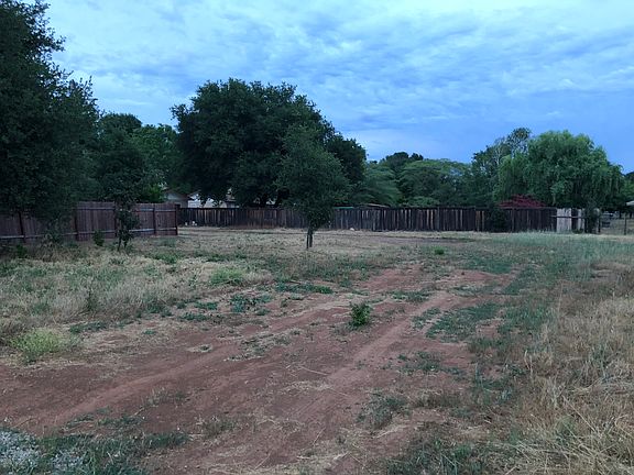 5th image of 20243 Lupine Dr