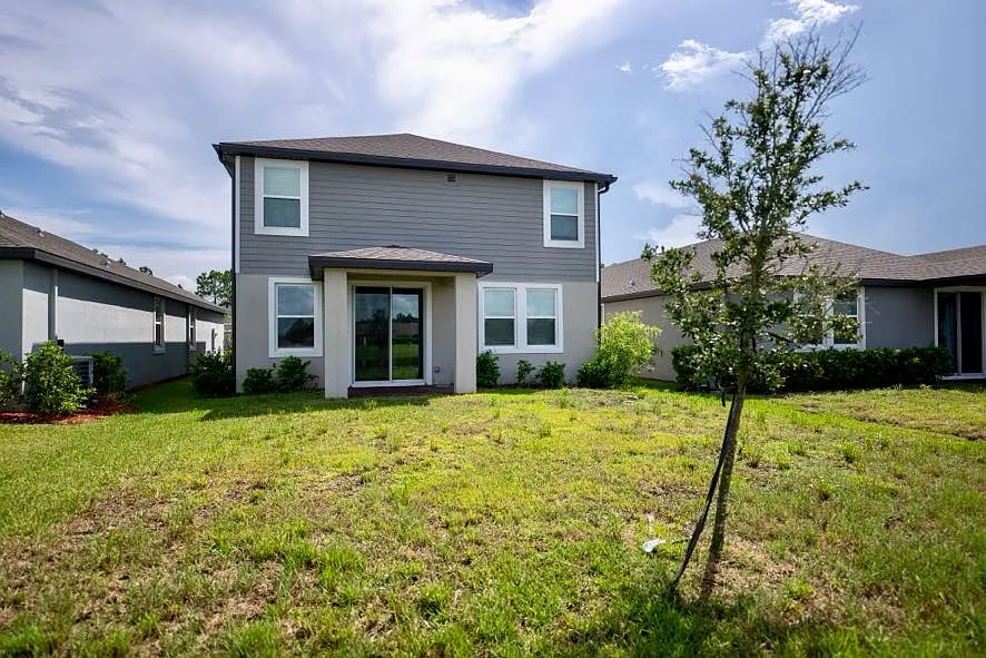 4 bed, 2168 sqft, $2,749 — Photo 4