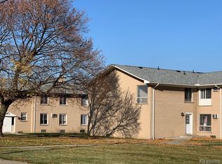 19250 Wick Rd APT 208, Allen Park, MI 48101