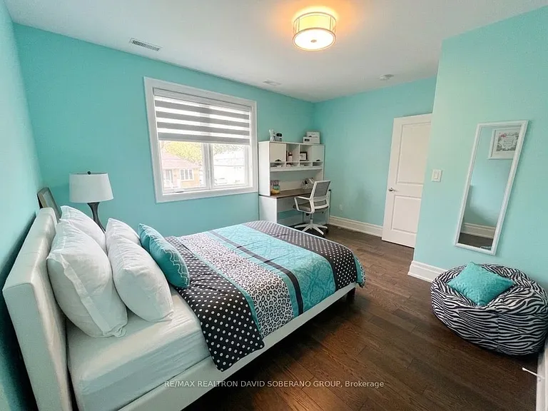 35 Bainbridge Ave — Photo 11