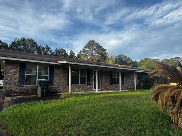 1410 Magnolia Ln