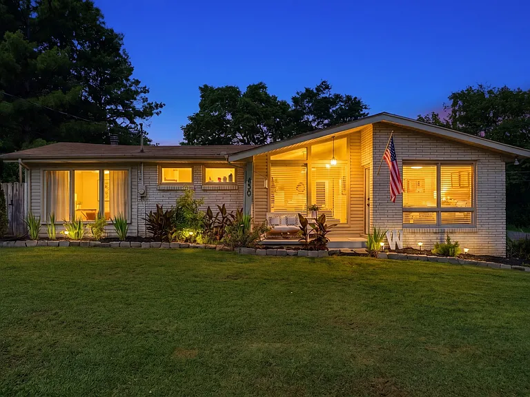 450 Sanders Ferry Rd — Photo 1