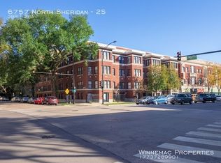 6757 N Sheridan Rd APT 2S, Chicago, IL 60626
