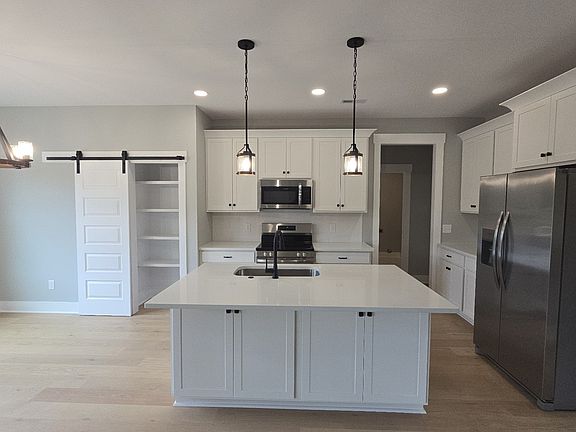 4th image of 11533 Karo Rd