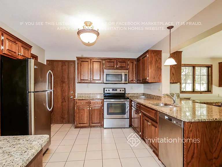 3024 Furness Ct — Photo 8