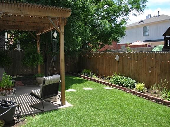 2nd image of 1394 Chinaberry Dr