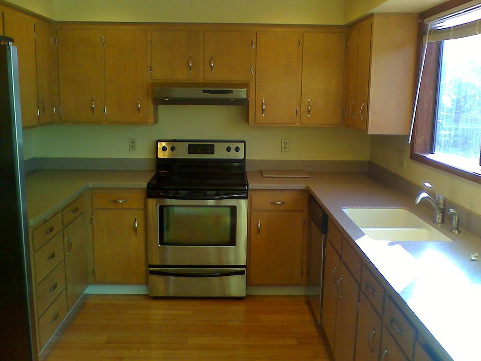2nd image of 1501 Kristine Ln