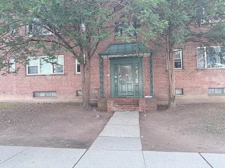 716 Sanford Ave #B — Photo 15