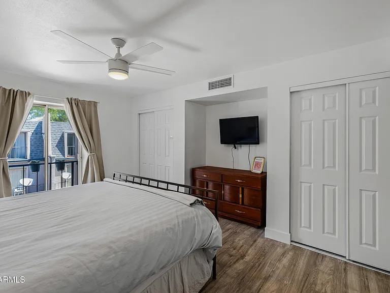 1010 E Osborn Rd #E — Photo 15